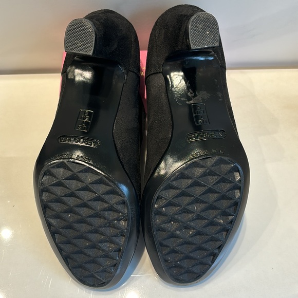 Aerosoles Heelrest Black Suede 3in Heel Comfy Soft Slip on Ankle Boot - Picture 9 of 13